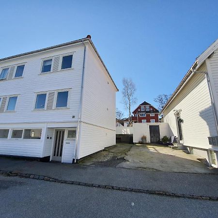 Central Bnb Stavanger At Bertis Ap4 المظهر الخارجي الصورة